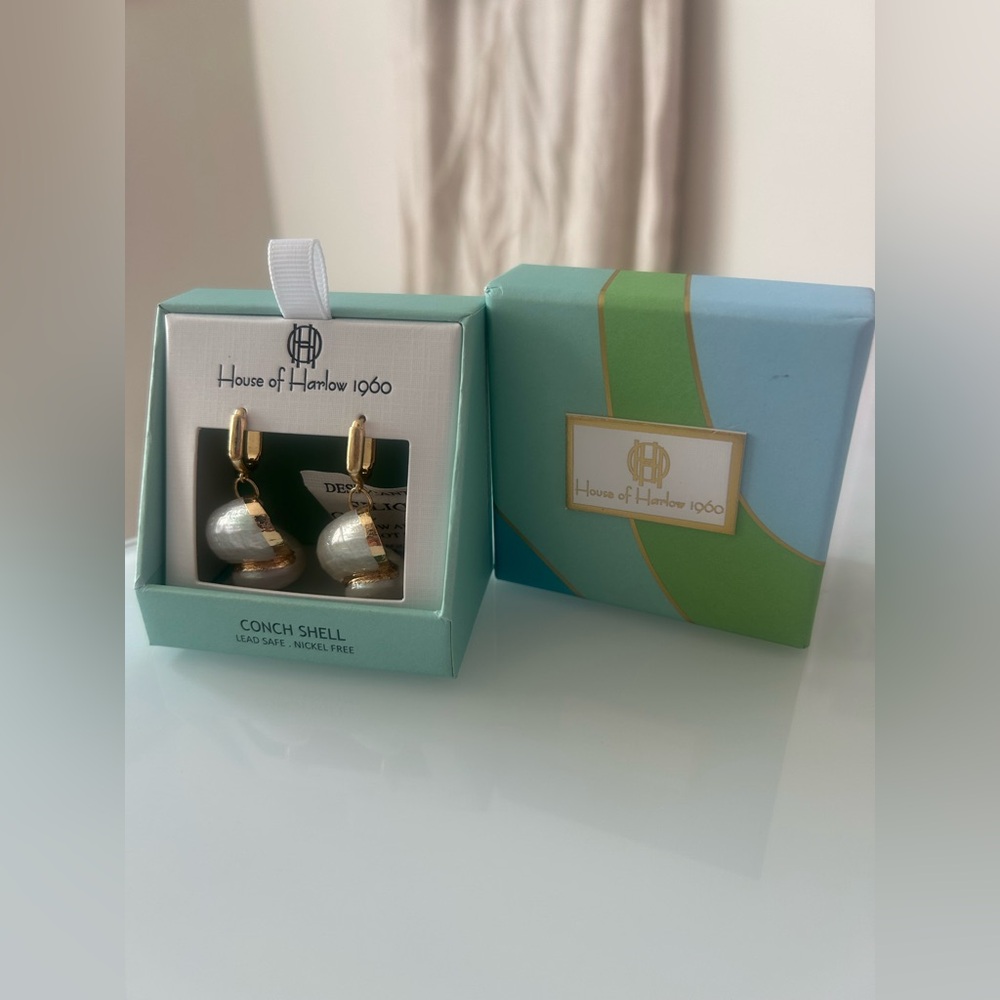 Viral House of Harlow 1960 Pearl Conch Shell Gold and Silver Earrings